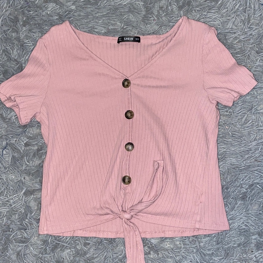 Women’s SHEIN top